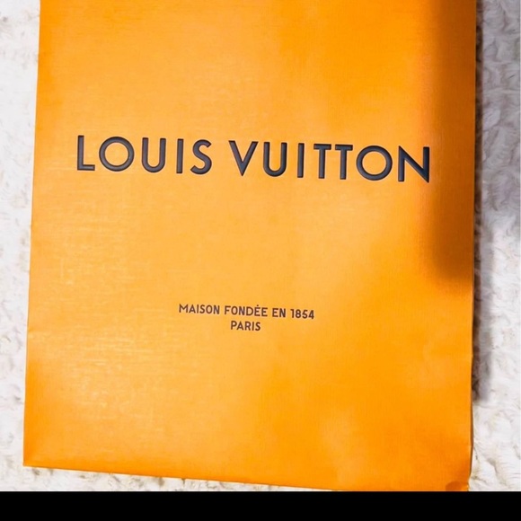 Louis Vuitton Emilie Wallet - Picture 9 of 10